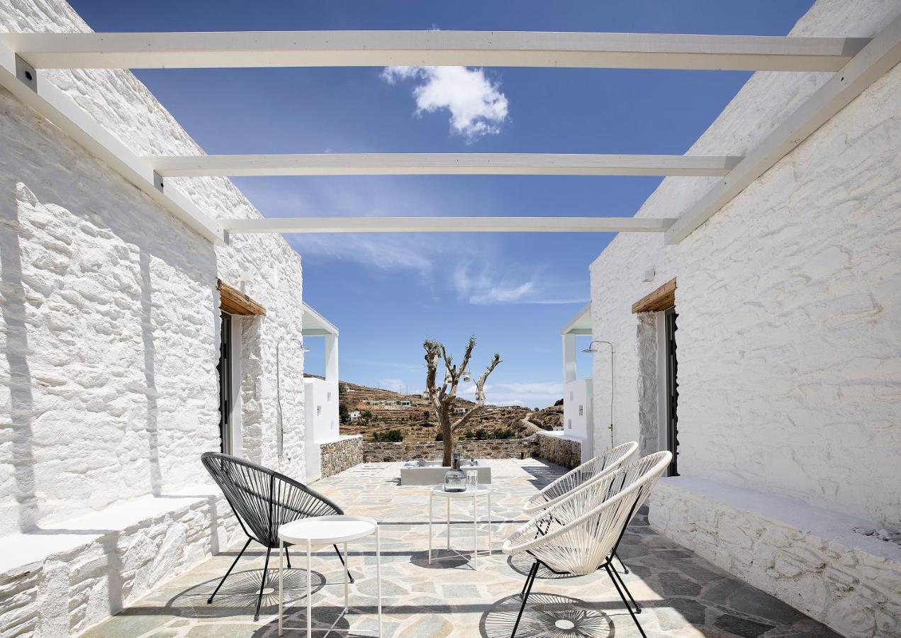 Wise Luxury Suites Kythnos Ngoại thất bức ảnh