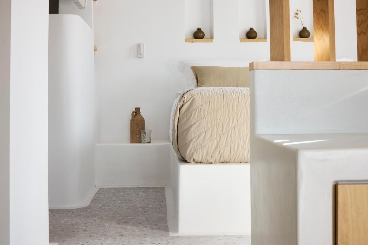 Wise Luxury Suites Kythnos Ngoại thất bức ảnh
