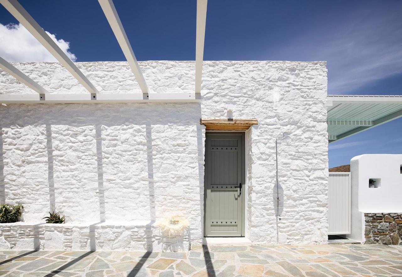 Wise Luxury Suites Kythnos Ngoại thất bức ảnh