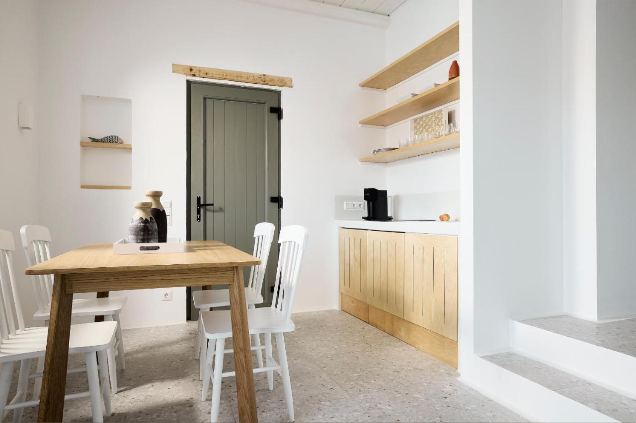 Wise Luxury Suites Kythnos Ngoại thất bức ảnh