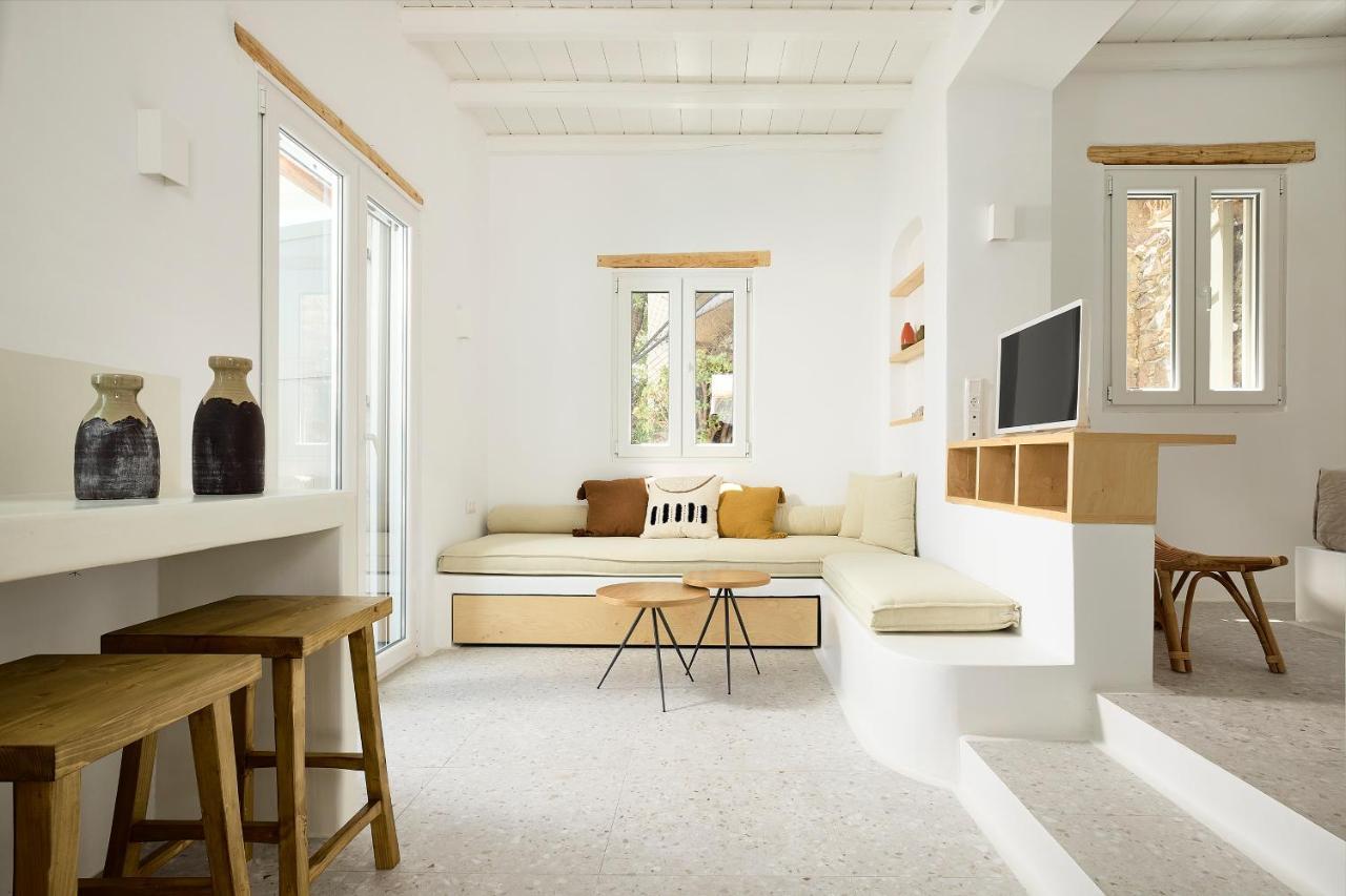 Wise Luxury Suites Kythnos Ngoại thất bức ảnh