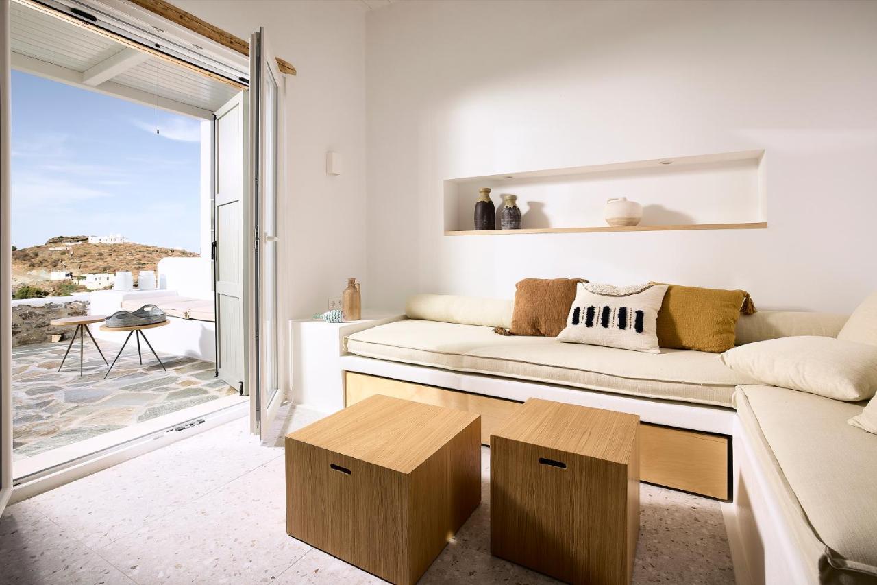 Wise Luxury Suites Kythnos Ngoại thất bức ảnh